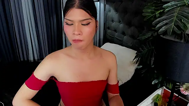 delightfulasianhugecock webcam