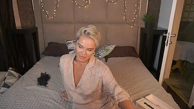 PleasureWeCouple webcam