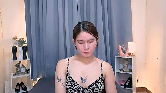 Mimi_Mckinley webcam