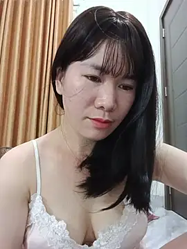 Bondgirl_9 webcam