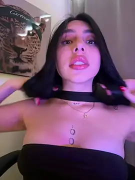 IsabellaNoir_ webcam