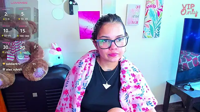 angelina_77 webcam