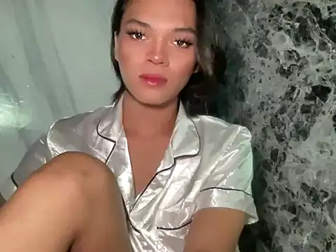 Justine0419 webcam