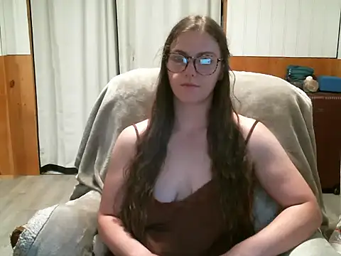 katie_kitten38 webcam