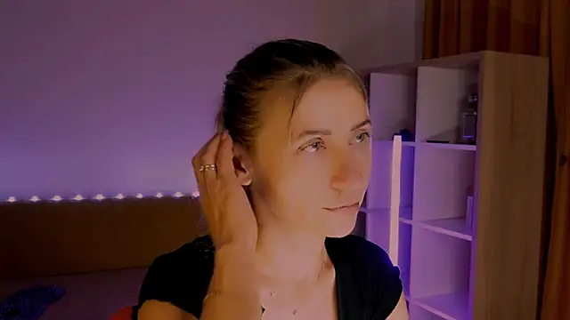 ZoeGrant webcam