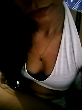 Cynthia_0025 live cam on StripChat