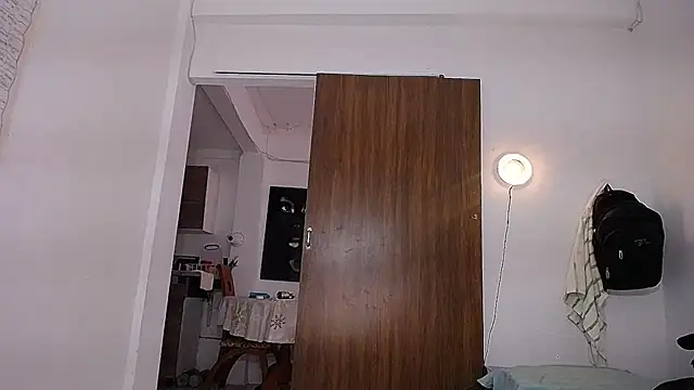 yselahot - Yselahot's free webcam - UK Sex Cams