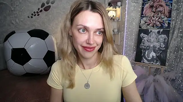 NickyAdamidi webcam