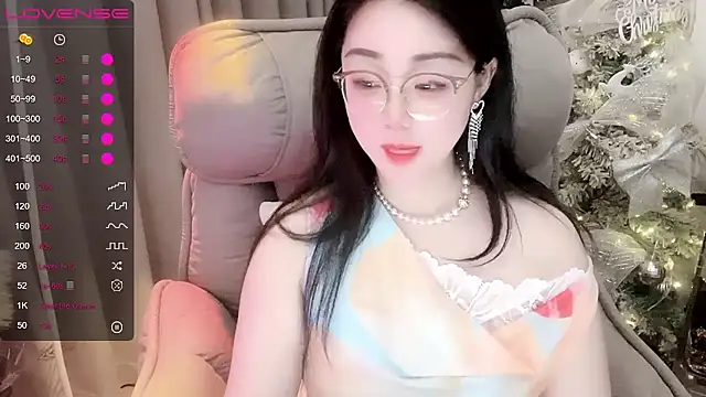 Monica-666888- webcam