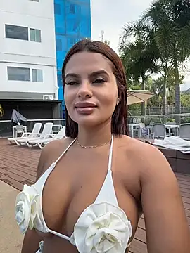 Irina_Velvett webcam
