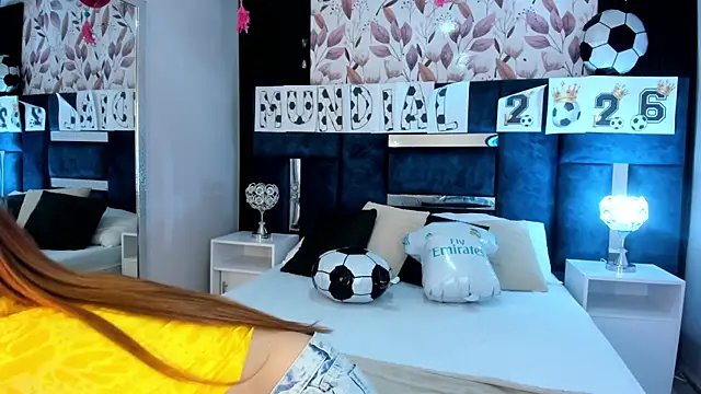 LolaGray__ webcam