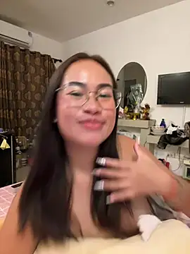 Ponthip webcam