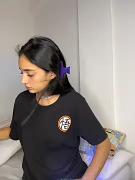 leilani_X webcam