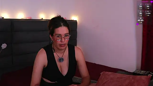 kathieandpovcock1 webcam