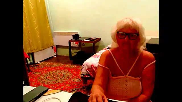 Natali7634 live cam on StripChat