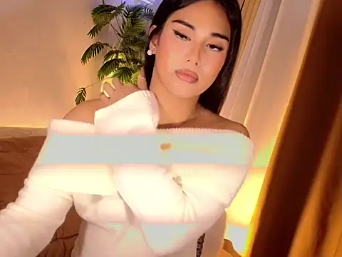magnificent_kitana webcam