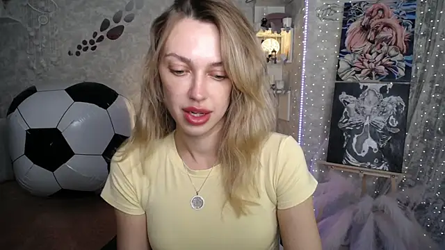 NickyAdamidi webcam