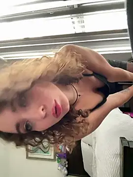 Littledeathtrap webcam
