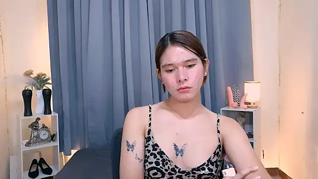 Mimi_Mckinley webcam