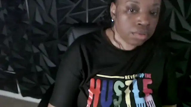 Sexymona1218 webcam
