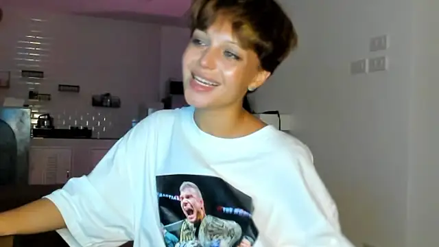 DollieRush webcam