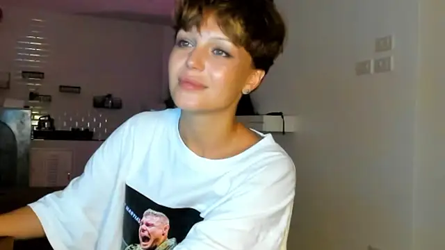 DollieRush live cam on StripChat