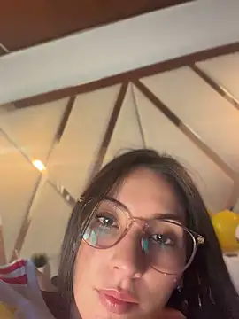 saraseduce7 (F young) - Destroy my ass 🍑
