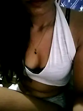 Cynthia_0025 webcam