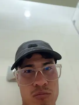 tavohot_ (M young) - Go the urinal and show hard Dick
