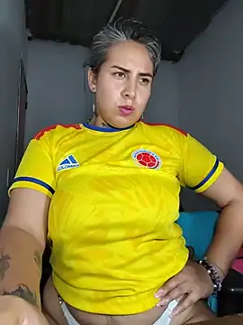 Yessi_rousse webcam