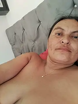 Horny-Mommy-Dirty webcam