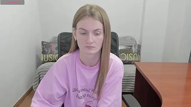 Alisha_Skyes webcam