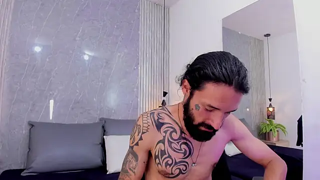 Hisoka_011 webcam