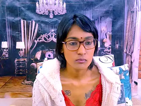 IndianRebel4u2Luv webcam
