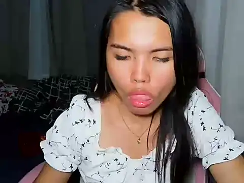 cutie_milker webcam