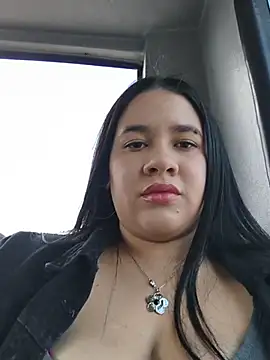 Kendra-daring webcam