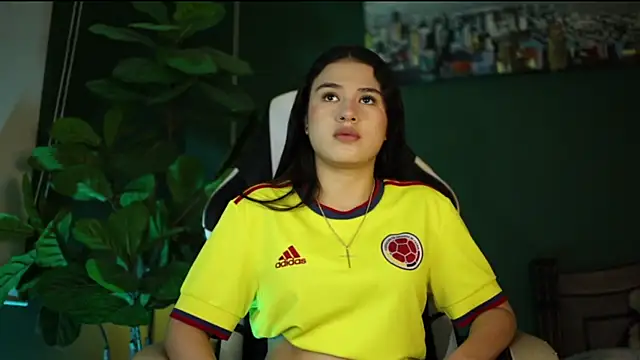 Danaa_Rousee_ webcam