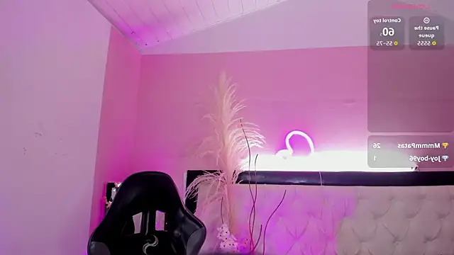 Julieth_Caandy webcam