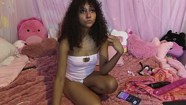 mia_hart webcam