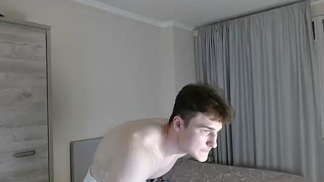 WizLoverr webcam