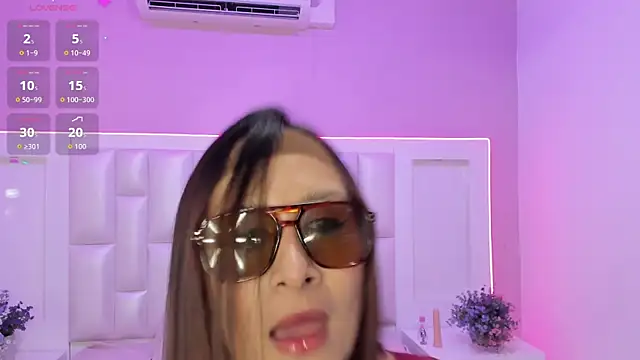 Amelia_Dark_ webcam