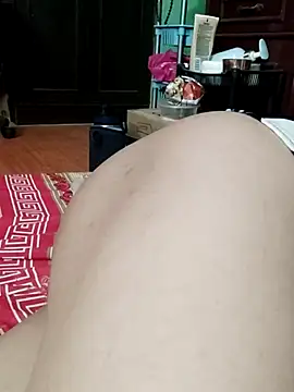 QueenSoreal webcam