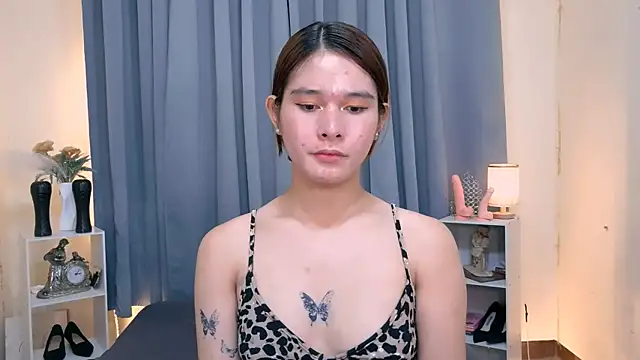 Mimi_Mckinley webcam