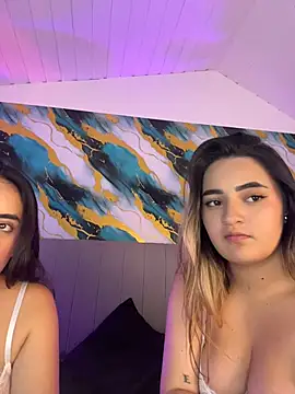 Antonella_Julieta webcam