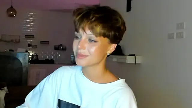 DollieRush webcam