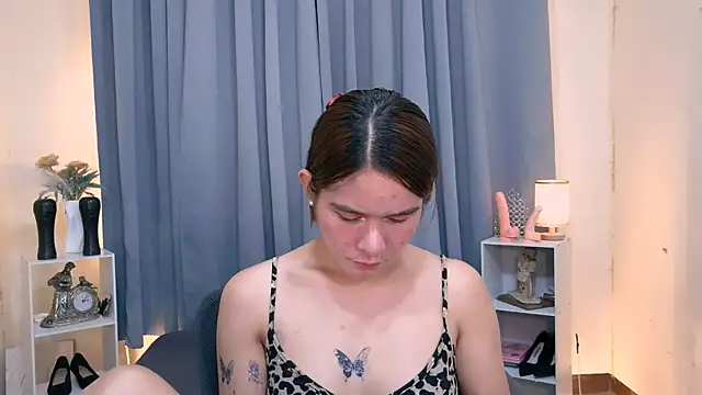 Mimi_Mckinley webcam