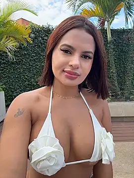 Irina_Velvett webcam
