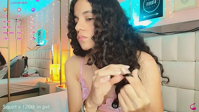 anahi_maite webcam