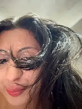 Nora_0 webcam
