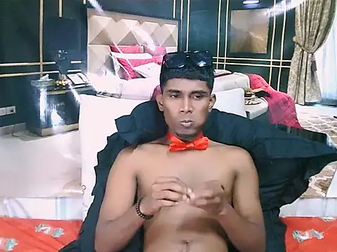 IndianThuggin webcam
